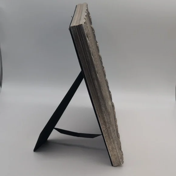 Elegant Silver Ornate Wooden Picture Frame - Picture 2 of 8